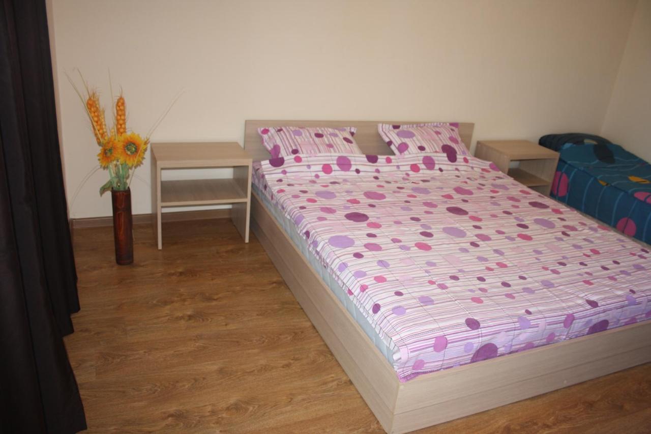 Family Hotel Akra Chernomorets Luaran gambar