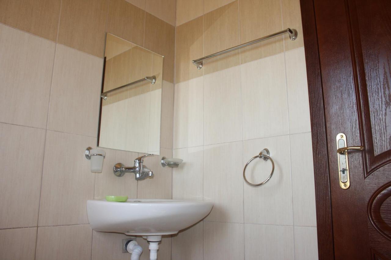 Family Hotel Akra Chernomorets Luaran gambar